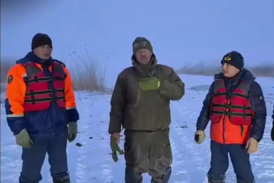 Спасатели ВКО нашли потерявшегося на рыбалке мужчину
