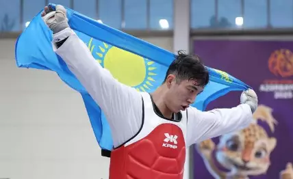 Казахстанский таеквондист Бейбарыс Каблан стал чемпионом мира