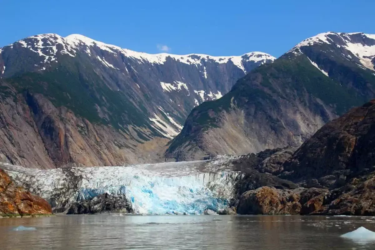 Мощное землетрясение произошло на границе США и Канады