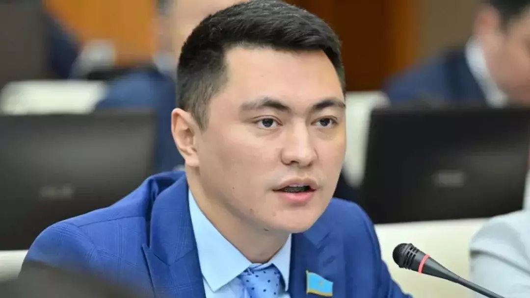 Дәулет Мұқаев "ет бізге тегін" деп, соғымға қатысты пікір білдірді