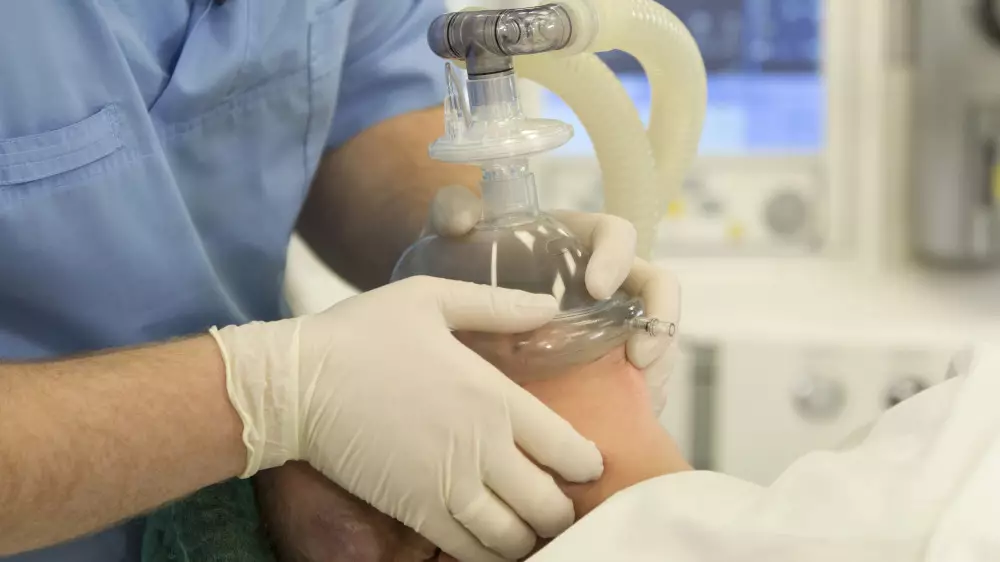 Севоран: что это за препарат и стоит ли соглашаться на такой наркоз ребёнку