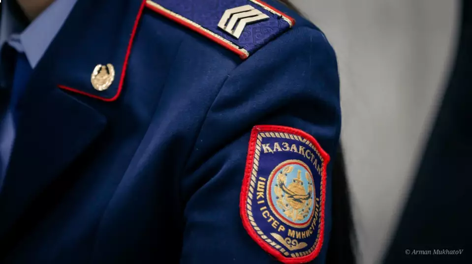 Ақтауда аялдамадан ер адамның мәйіті табылды