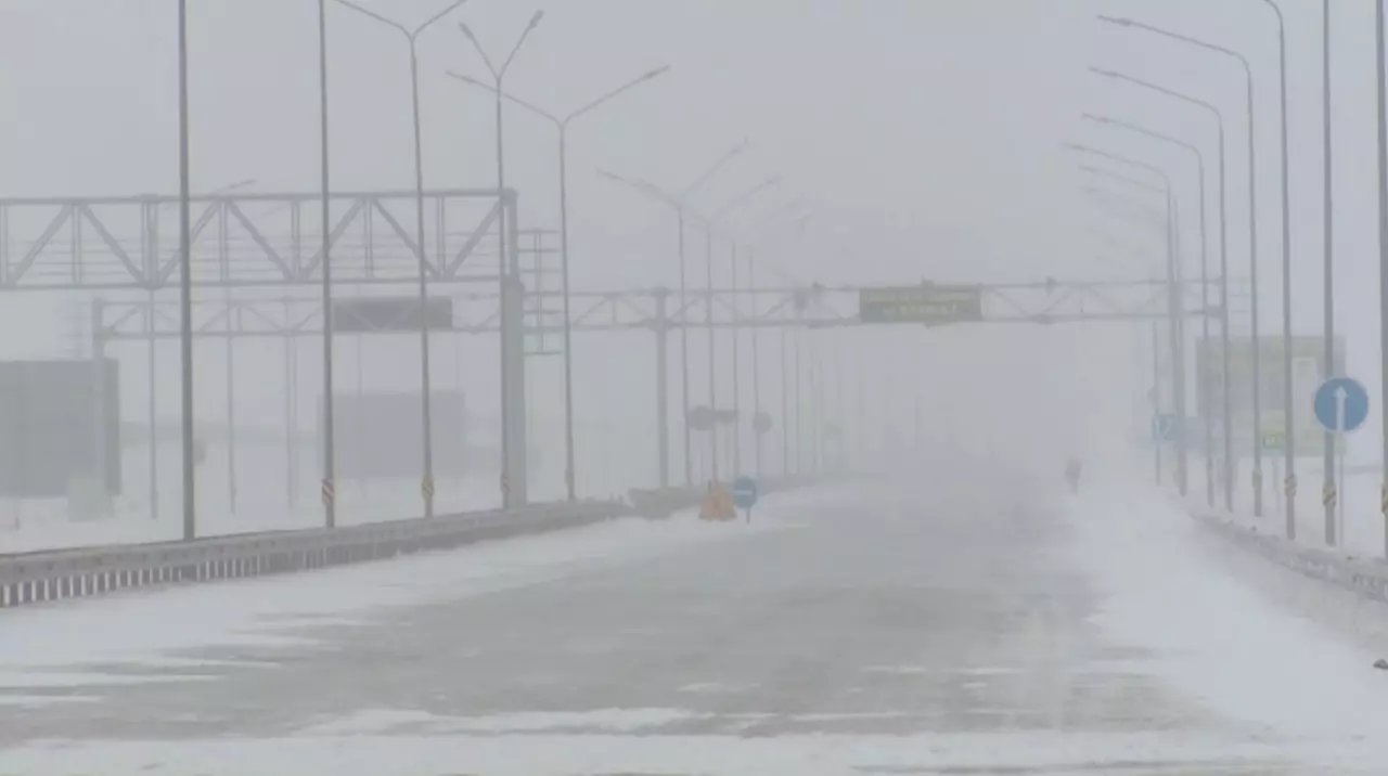 В трёх регионах временно ограничили движение