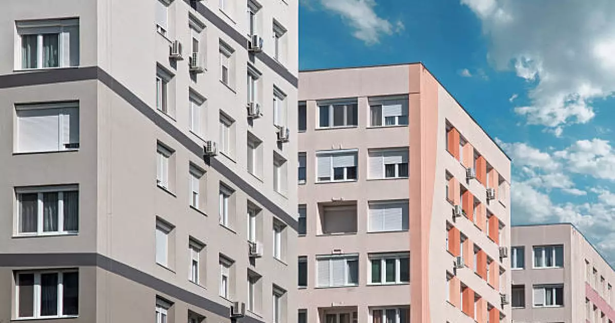   Қазақстанда мыңдаған адамды тұрғын үй кезегінен шығарды   