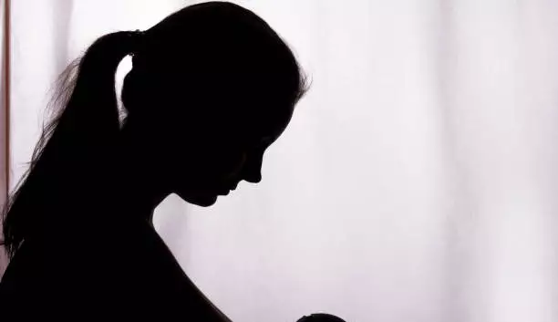 В Алматы врач требует расследования загадочной гибели ее дочери