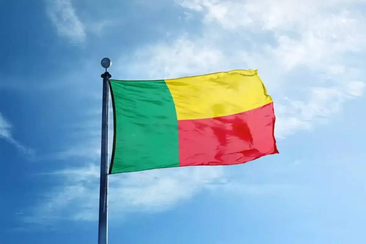 Государственный переворот: Бенин проснулся без конституции и президента