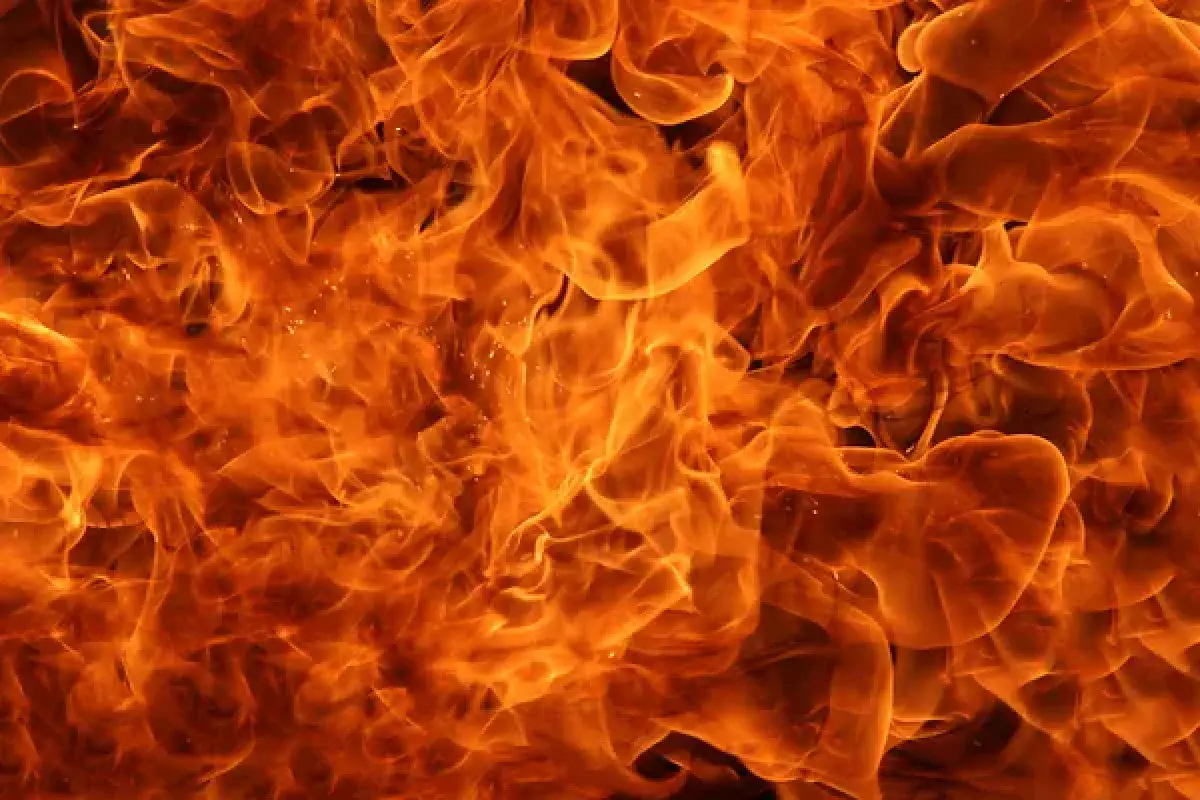 Устанавливаются обстоятельства пожара в Астане, где погиб ребёнок