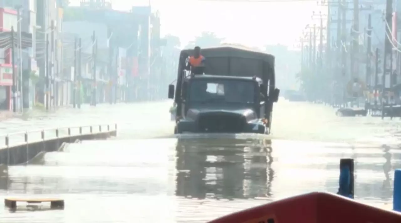 Число жертв циклона на Шри-Ланке увеличилось до 618