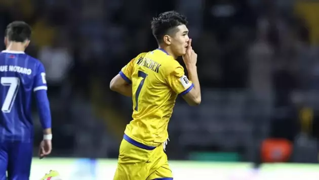 Два клуба РПЛ начали борьбу за трансфер звезды сборной Казахстана