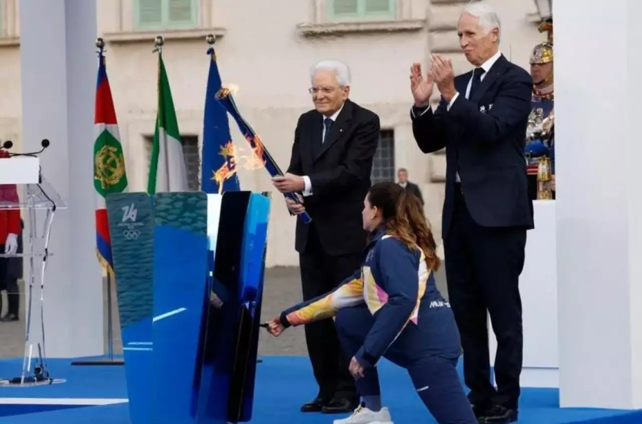 Римде Милан-Кортина-2026 қысқы Олимпиадасының алауы жағылды