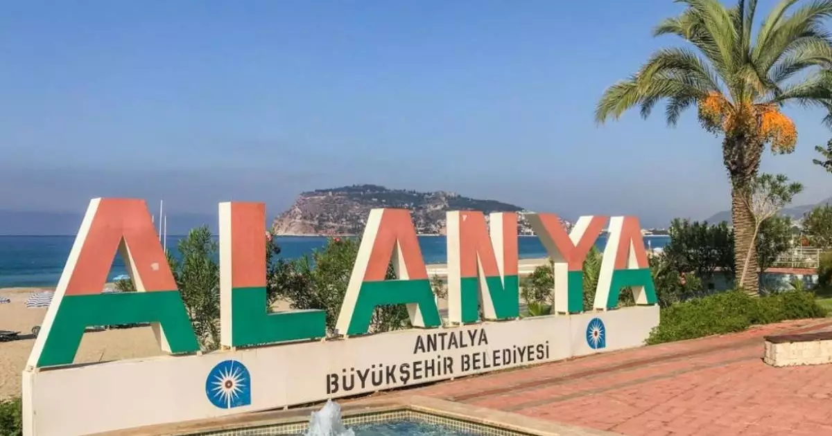  Сильные ливни затопили турецкий курортный район 