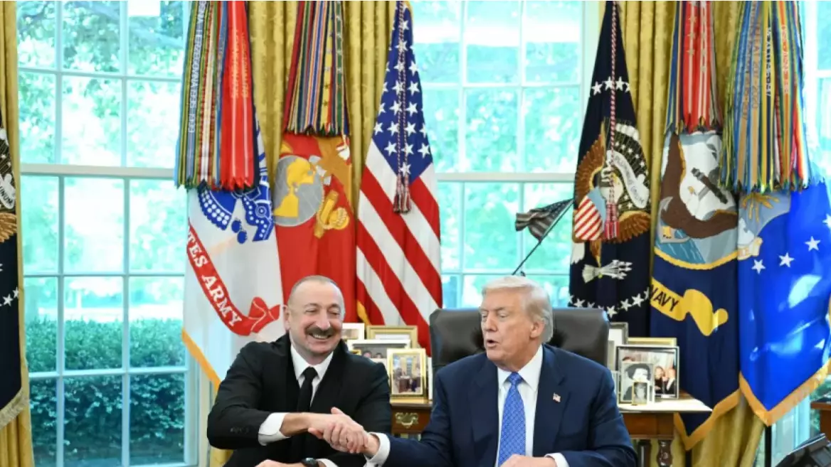 Трамп өзін Нобель сыйлығына ұсынған Әзербайжан президентіне алғыс айтты