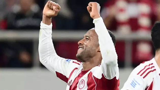 "Олимпиакос" прилетел в Астану на матч Лиги чемпионов с "Кайратом"