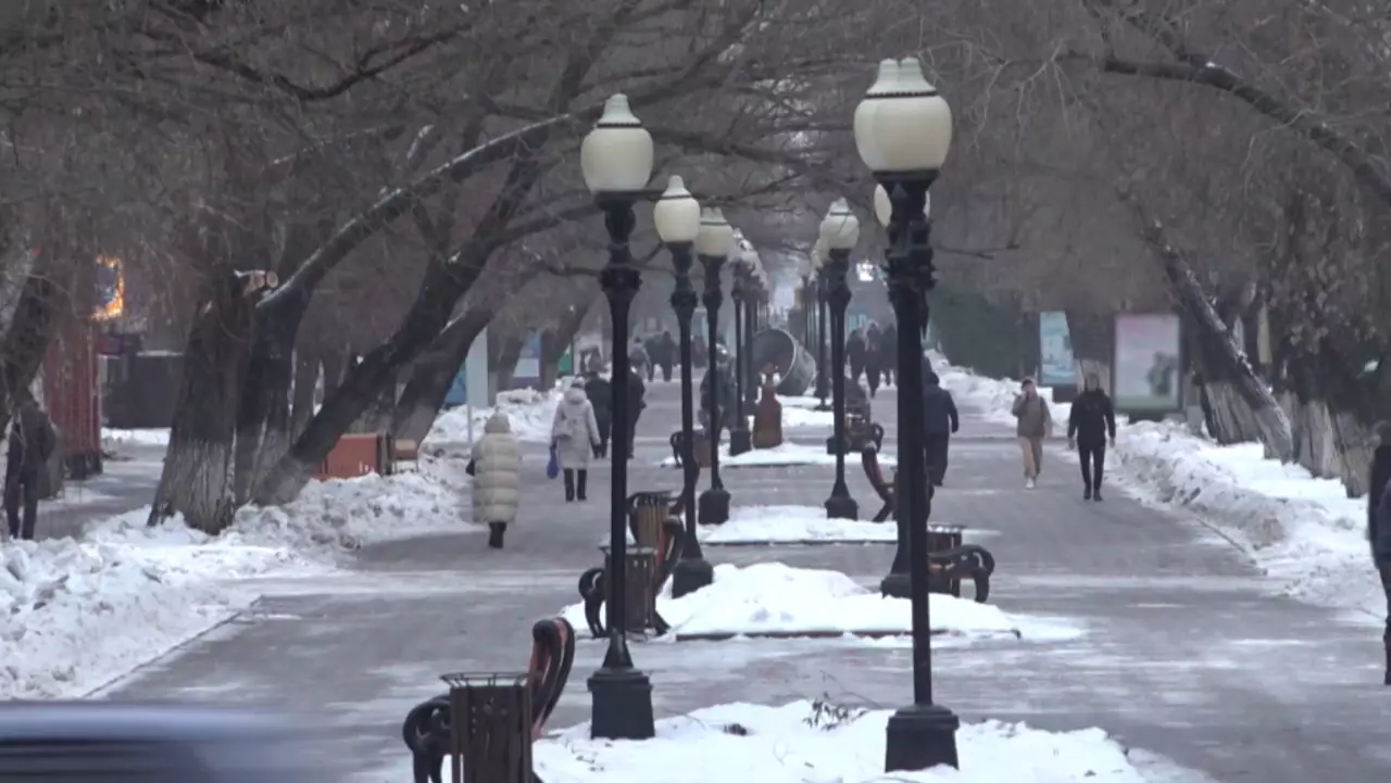 Штормовое предупреждение объявлено в 15 регионах Казахстана