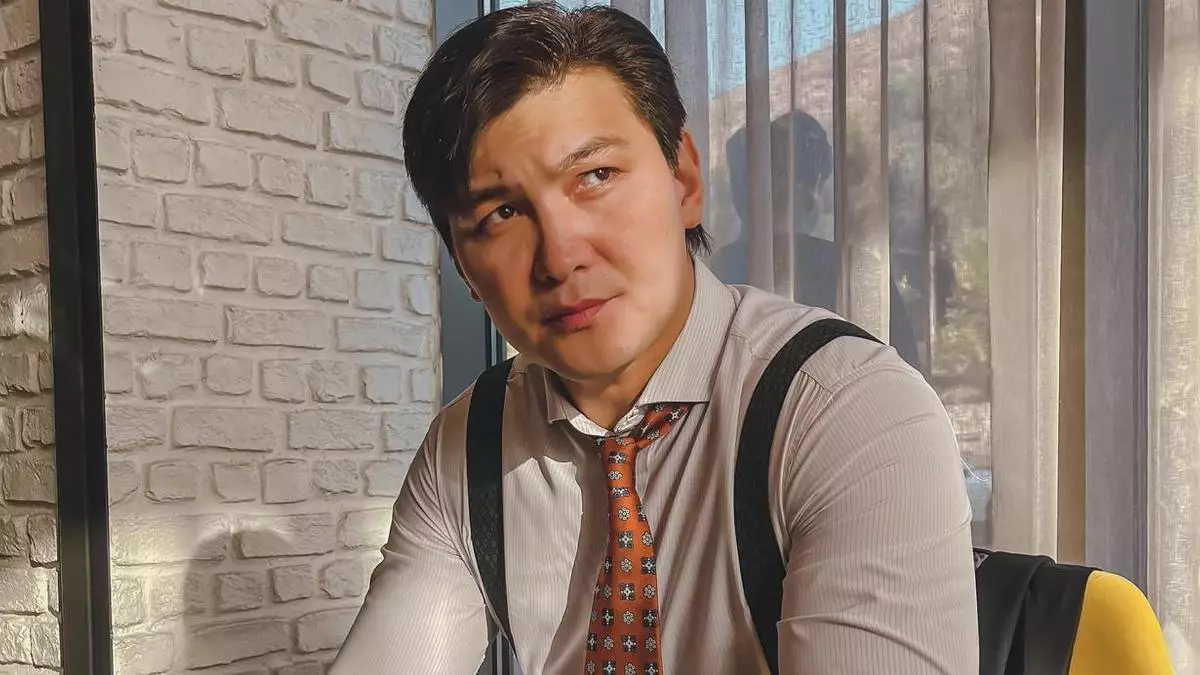 «Тоқылдақтан батыр туа ма?»: Жігер Ауыпбаевтың әні шу шығарды