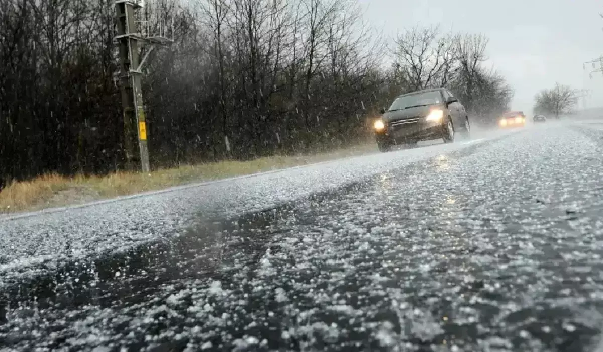 Қазақстанның 15 өңіріндегі тасжолдарда қар аралас жаңбыр жауады