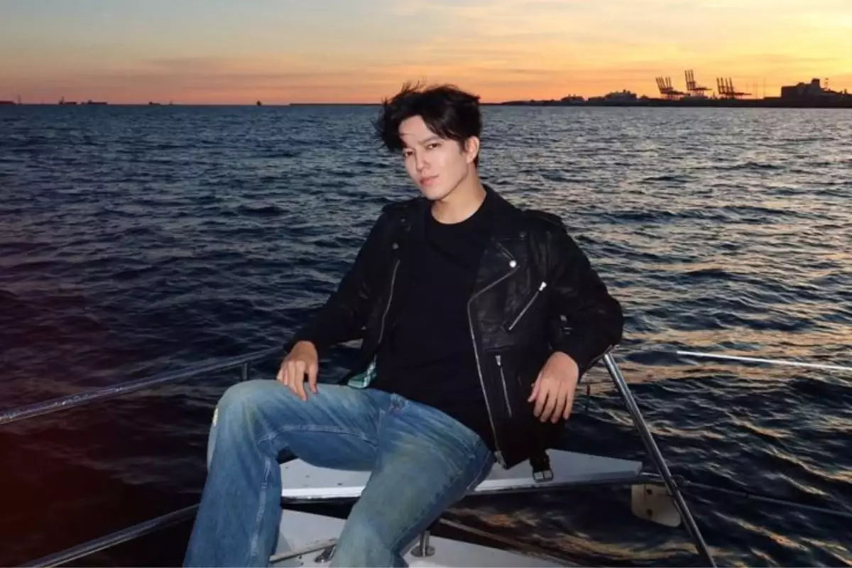 "Бұрын жарияланбаған ақпарат болады": Димаш Құдайберген туралы кітап жарық көрді