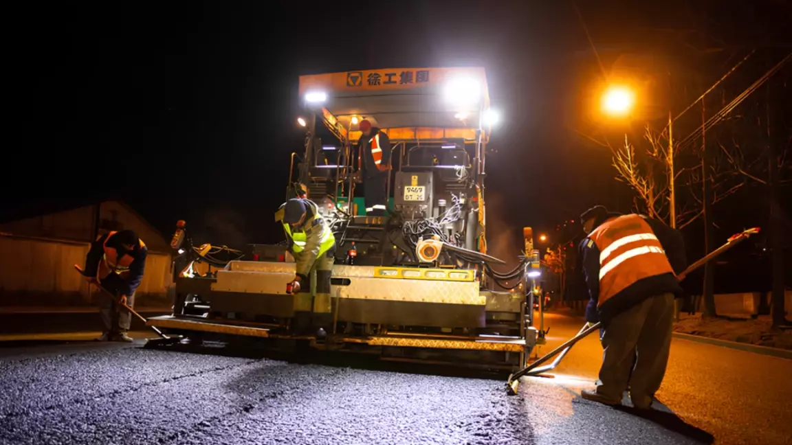 Қытайлықтар Бейжіңде 8 мың тонна асфальтты 6 сағатта төсеген