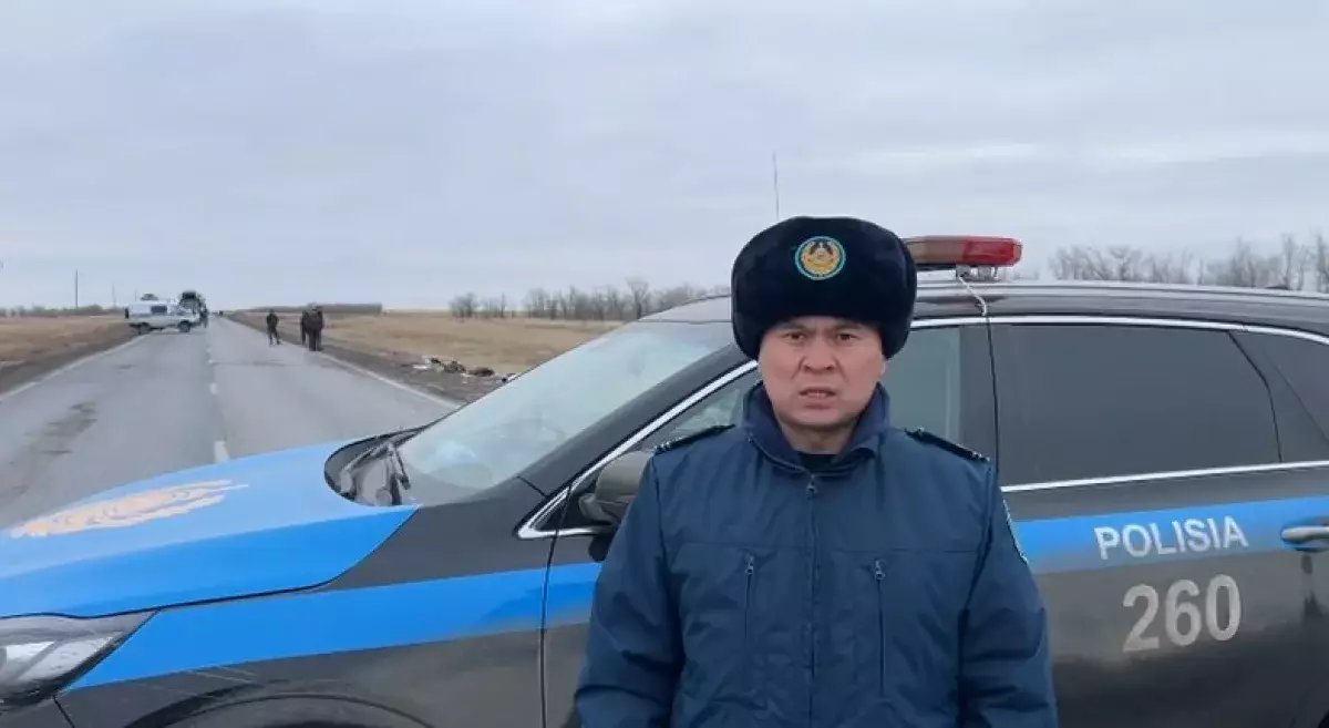 В Казахстане перевернулся автобус с иностранцами: погибли 5 человек