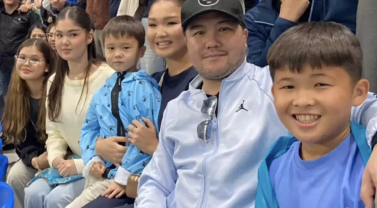 «Балаларға хабарласып, сөйлесті»: Мөлдір Мұқанның сұхбатынан кейін Тұрсынбек Қабатов байланысқа шыққан (ВИДЕО)