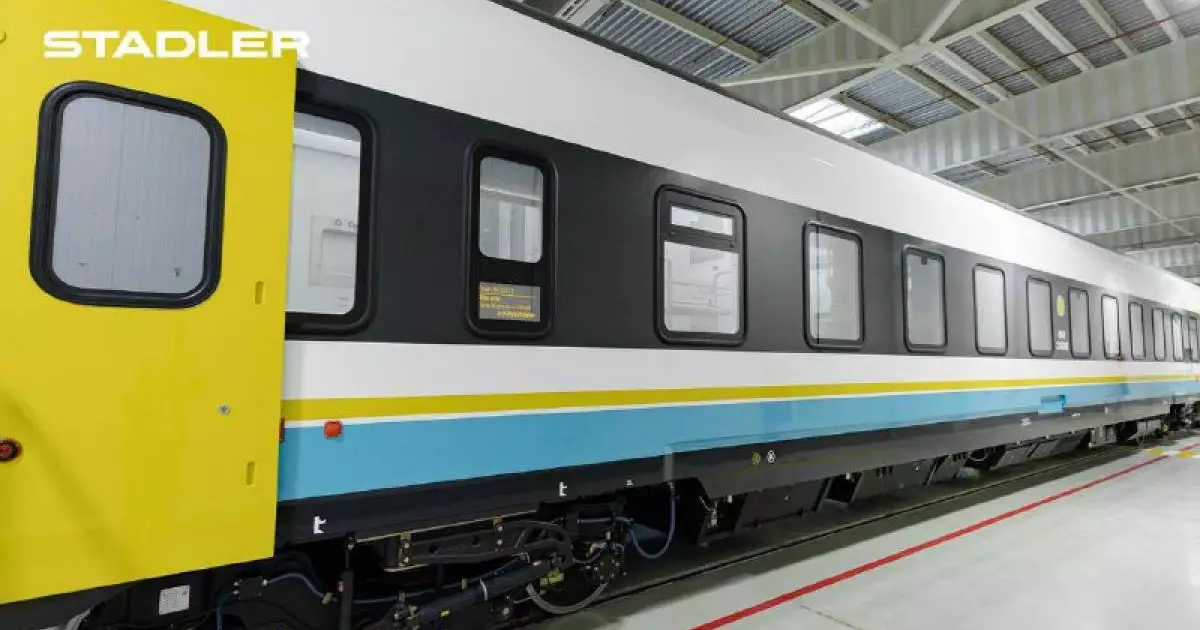  ҚТЖ жаңа үлгідегі отандық плацкарт вагондарын көрсетті 