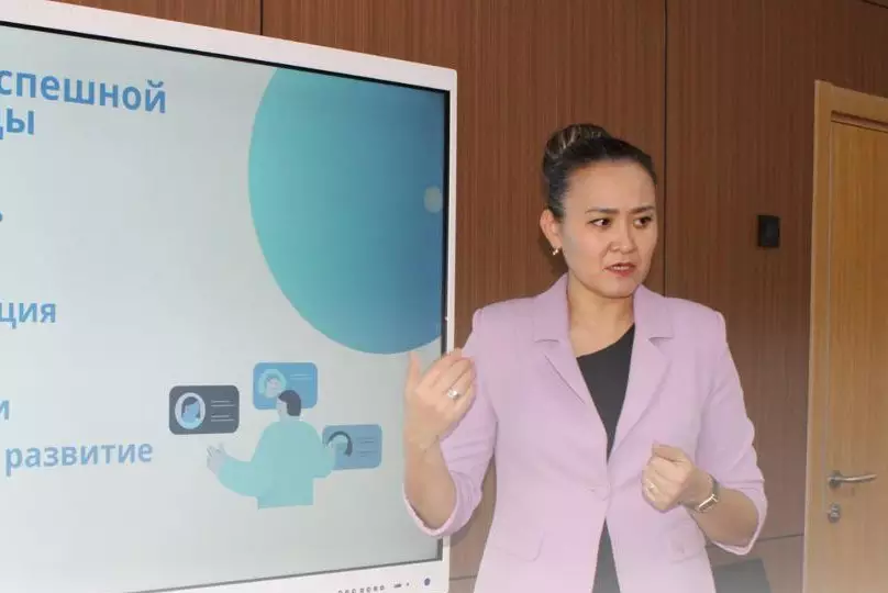 Более 91 тысячи педагогов Казахстана прошли бесплатные курсы повышения квалификации