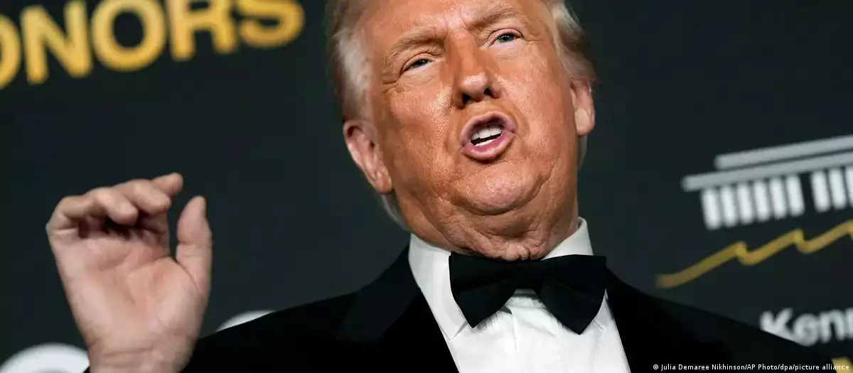 Трамп заявил, что "немного разочарован" Владимиром Зеленским