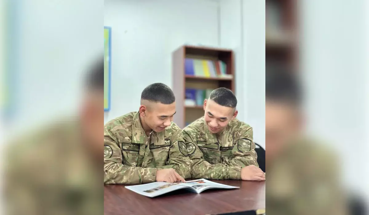 Ұлттық ұланда ерекше құбылыс: егіздер Отан алдындағы борышын қалай өтеп жүр