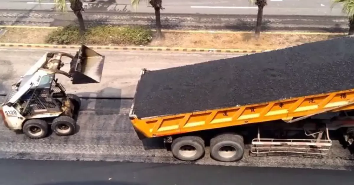 В Пекине уложили 8000 асфальта за 6 часов (видео) - новости на Lada.kz 08.12.2025