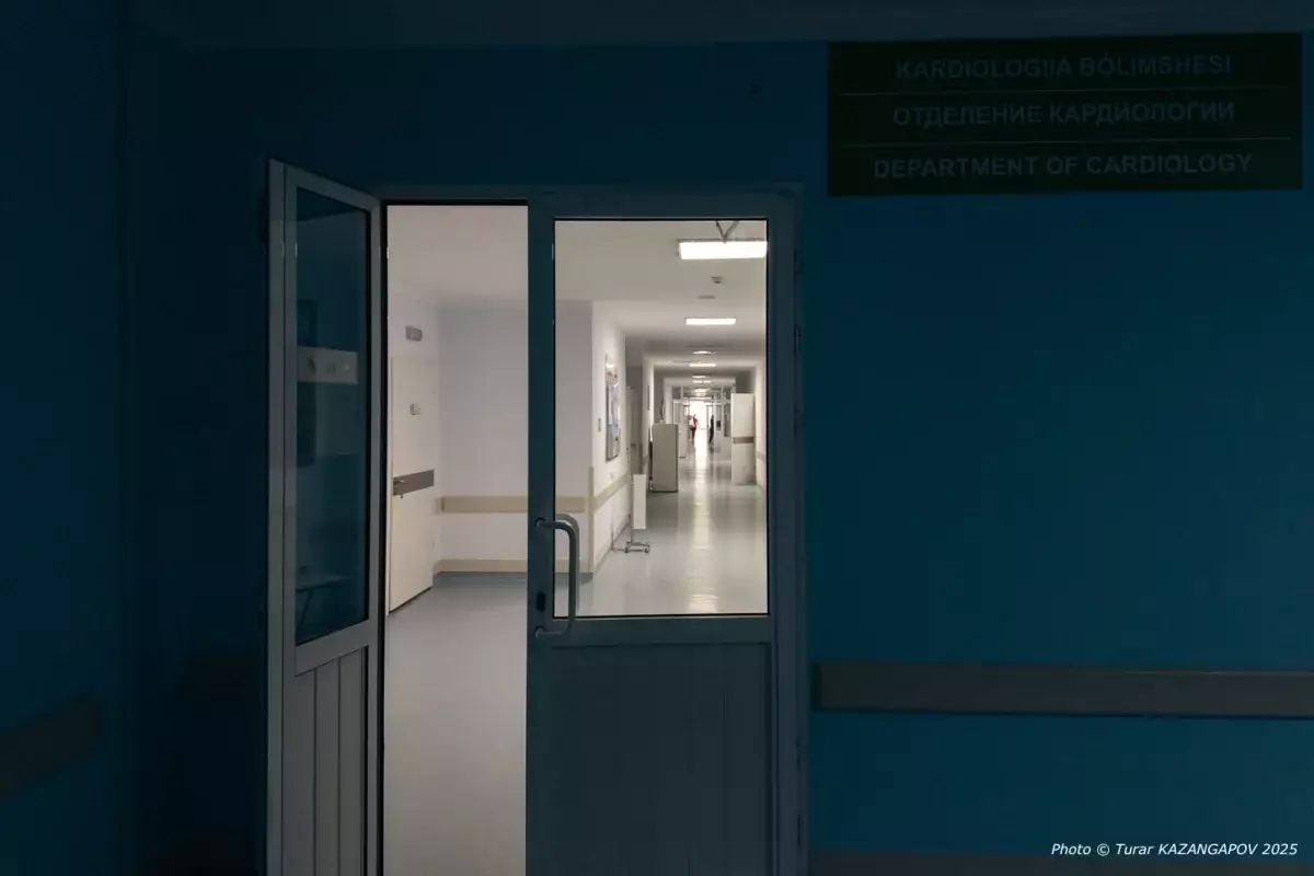 Санитар, избивший пожилого пациента в Костанае, отправится в тюрьму