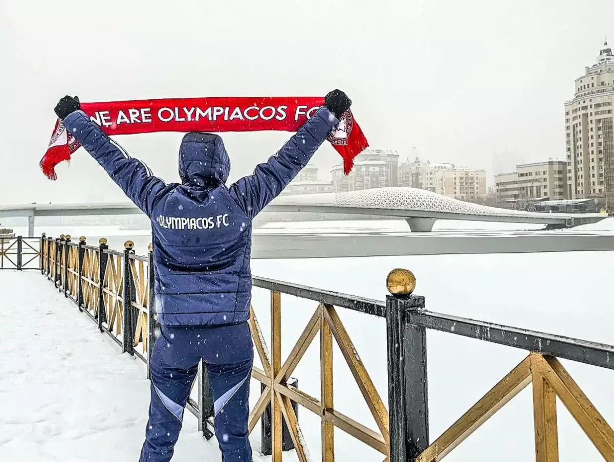 «Олимпиакос» прибыла в Астану на матч с «Кайратом»