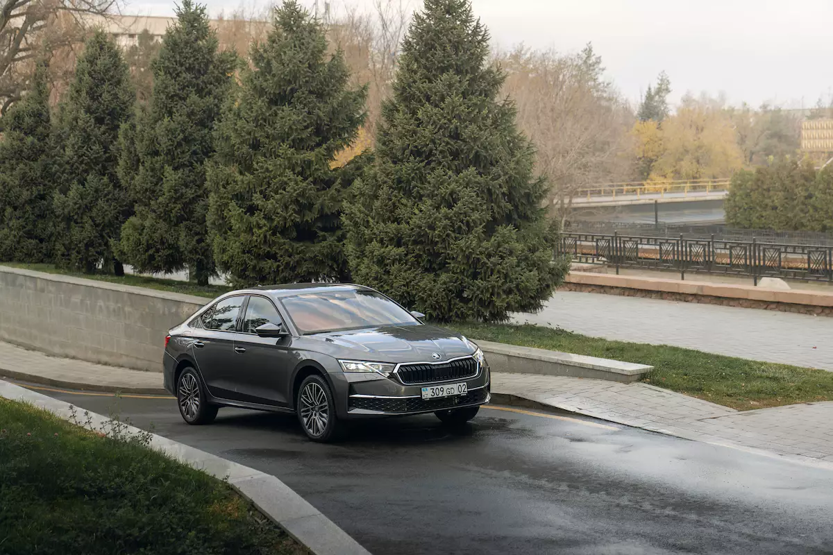 Škoda Қазақстанда толық жетекті Octavia сатыла бастағанын хабарлады: Бағасы да белгілі