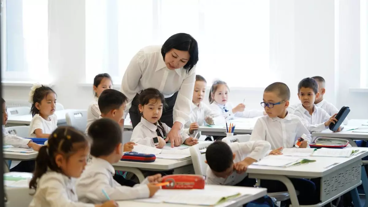 «Білім туралы» заңға өзгерістер енгізілді: Мемлекеттік аттестаттау форматы жаңарды