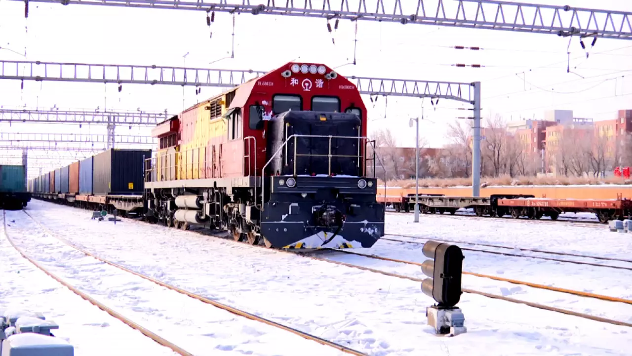 «Прямая погрузка по широкой колее» удваивает эффективность в Алашанькоу