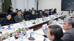 Адал білім – Адал ұрпақ" форумы: жастар тәрбиесіндегі құндылықтар дәріптелді