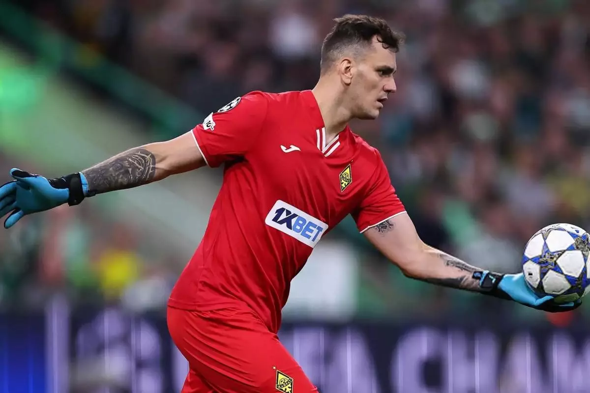 Рафаэль Уразбахтин: “Қақпашы Александр Заруцкийдің "Қайратпен" ресми түрде келісімшарты аяқталды”