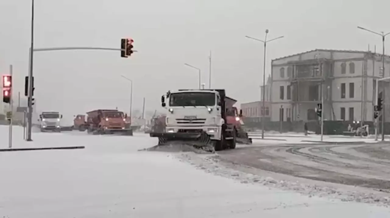 Коммунальные службы перешли на усиленный режим работы