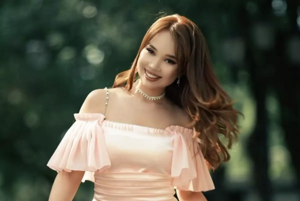 Суд наказал жителя Туркестанской области за избиение певицы на свадьбе