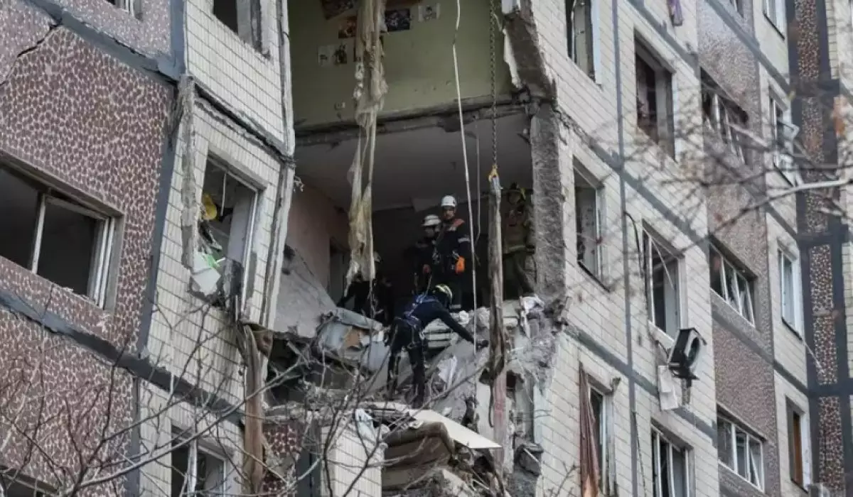 1 адам қаза тауып, 7 адам жараланды - Украинадағы дрон шабуылы