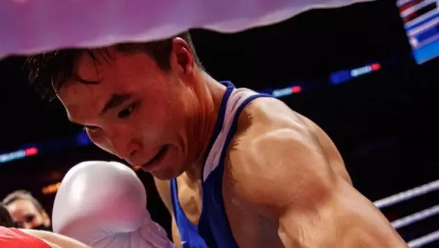 Қазақ боксшы ӘЧ жүлдесі үшін өзбекстандық Олимпиада чемпионымен айқасады