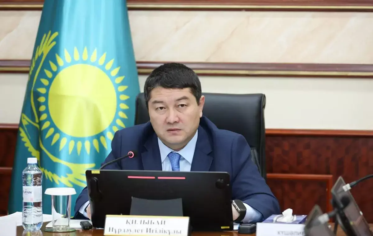 Школьные стадионы Мангистау откроют для взрослых вечером по распоряжению акима - новости на Lada.kz 08.12.2025