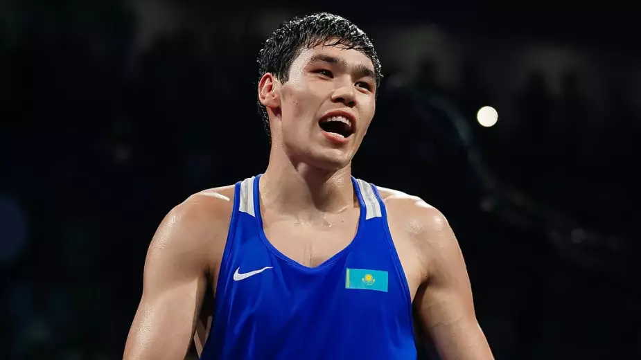 Сабыржан Аккалыков одержал вторую победу на ЧМ-2025 по боксу 