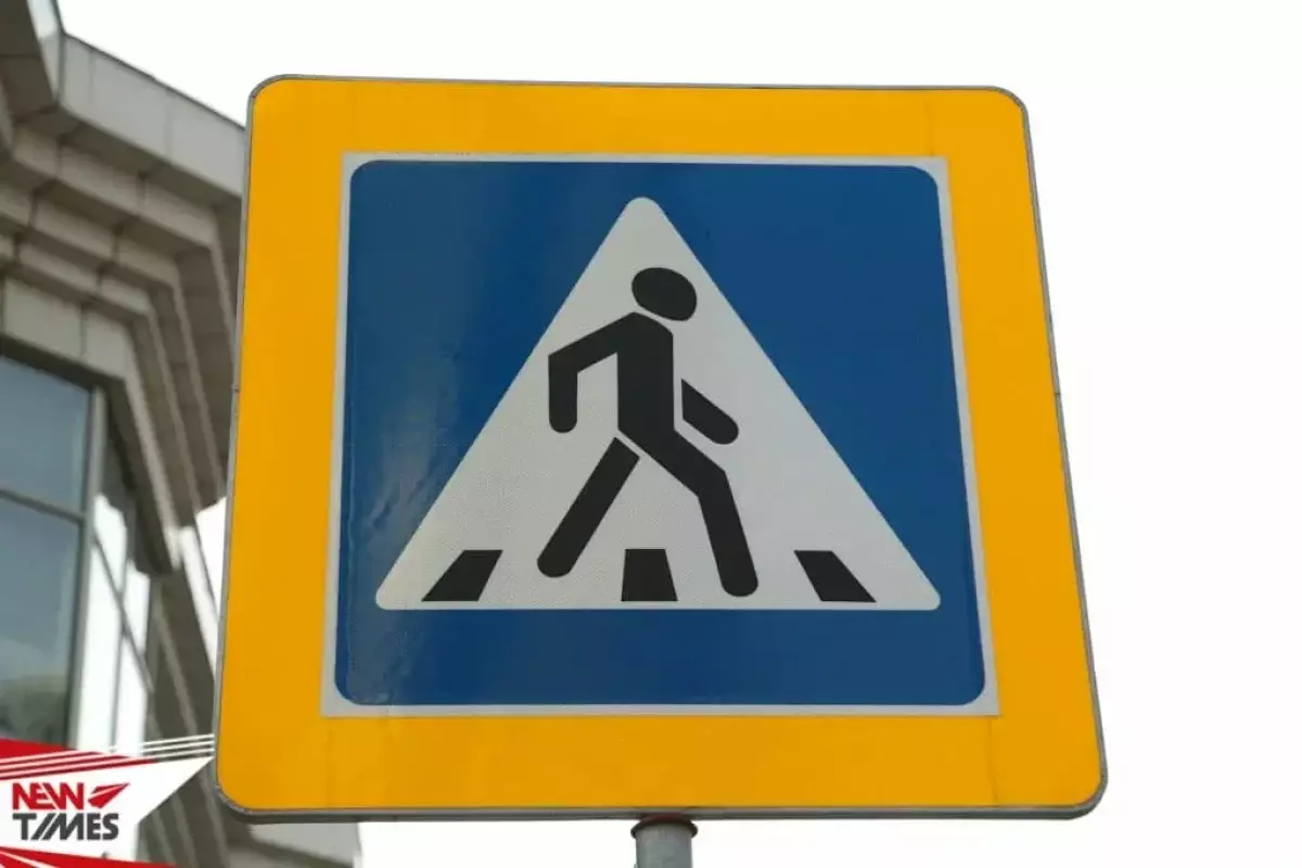 Ребёнок попал под колёса авто на пешеходном переходе в Актобе