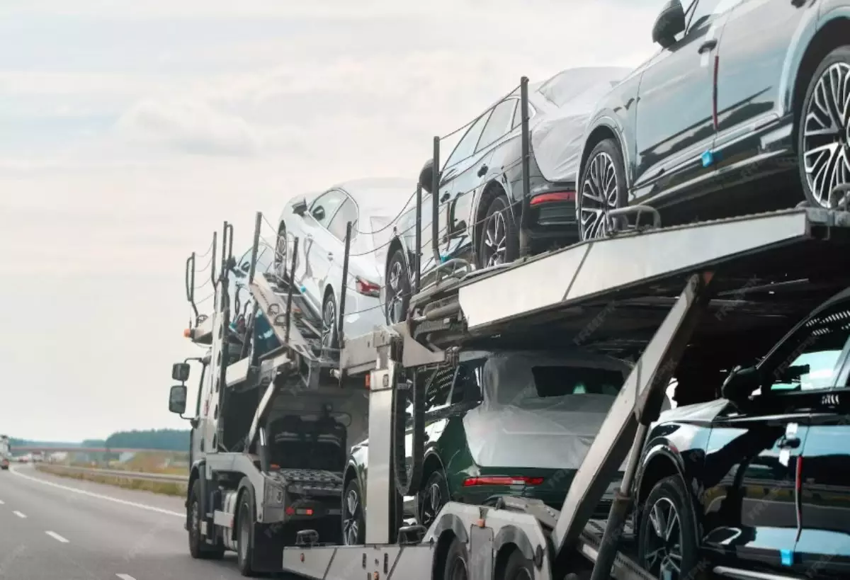 2026 жылдан бастап шетелден әкелінген көліктердің бағасы күрт көтерілмек