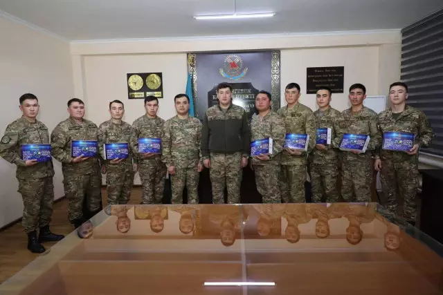 Қазақ әскерінде «Тәрбиеші PRO» мобильді қосымшасы сынақтан өтуде
