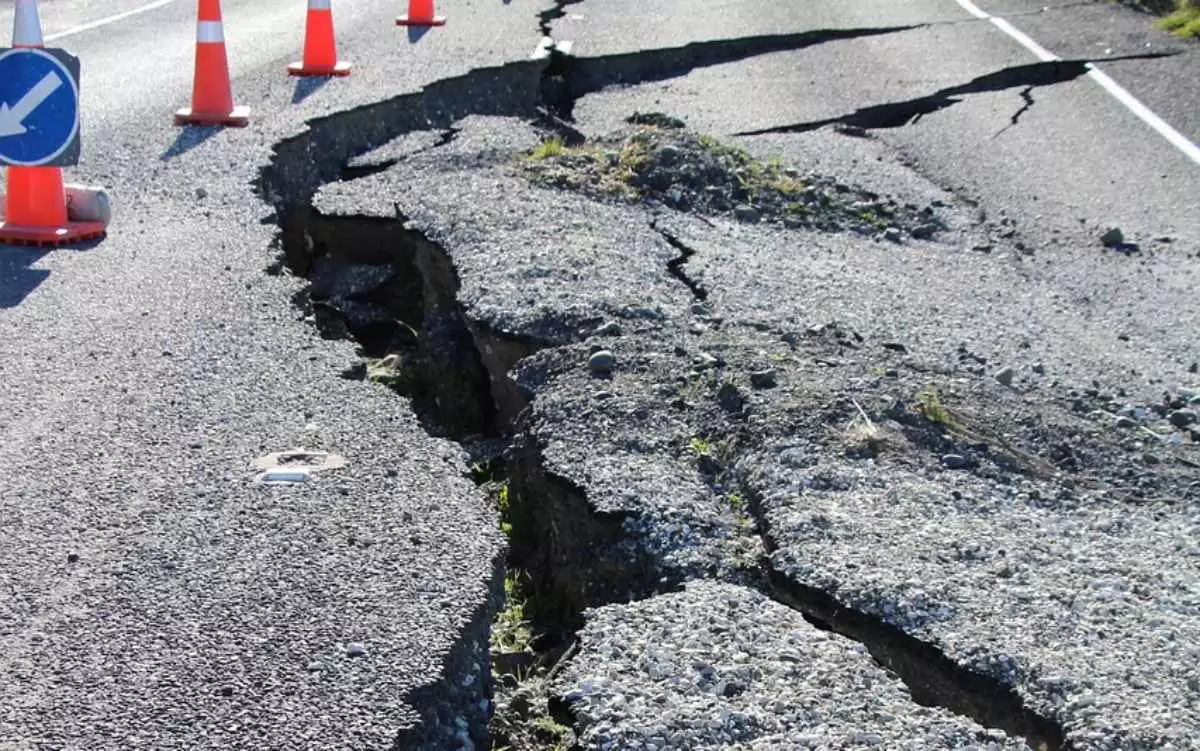 Сейсмологтар Жапонияда күшті жер сілкінісі болатынын айтып ескерту жасады