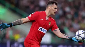 "Қайрат" ФК бас бапкері негізгі қақпашы Заруцкиймен келісімшарттың аяқталғанын мәлімдеді