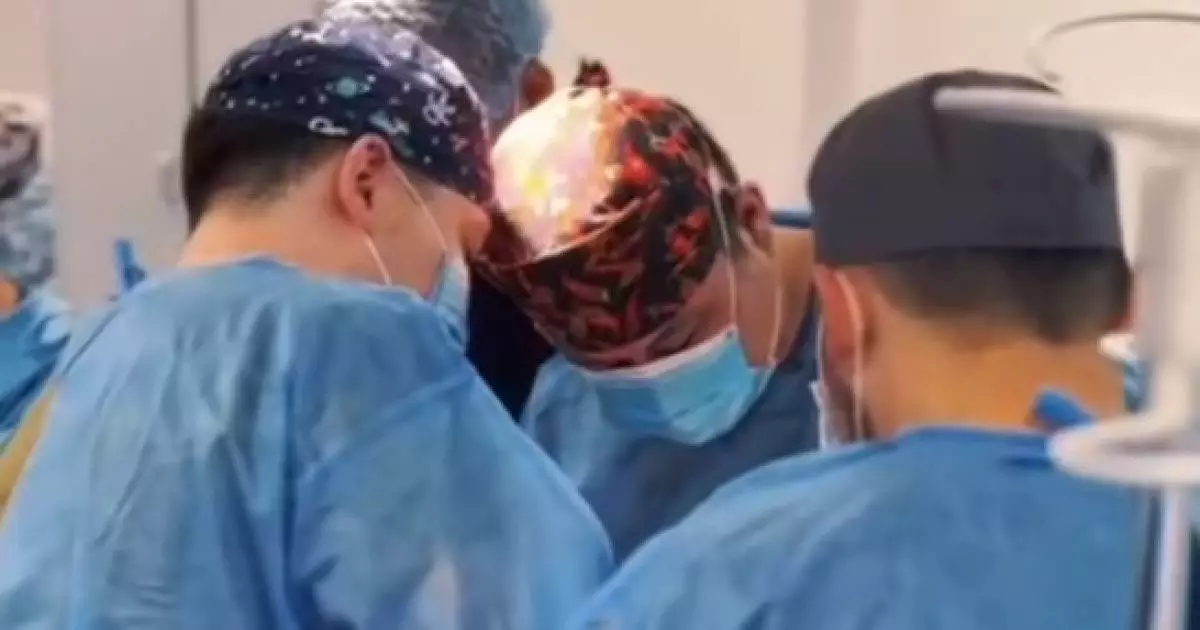  Шымкентте інісі ағасына бүйрегін беріп, өмірін сақтап қалды 