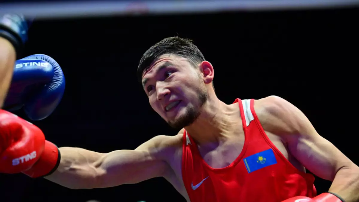 Әлем чемпионаты: Қазақстан мен Өзбекстан боксшысы өзара жұдырықтасады