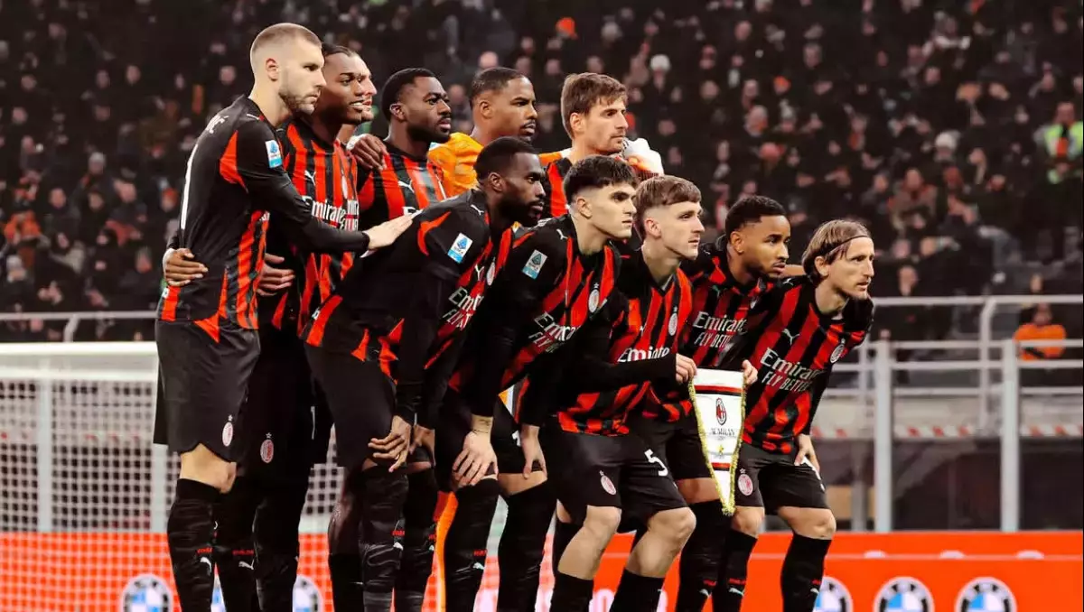 «Милан» вышел в лидеры Серии A после волевой победы над «Торино»